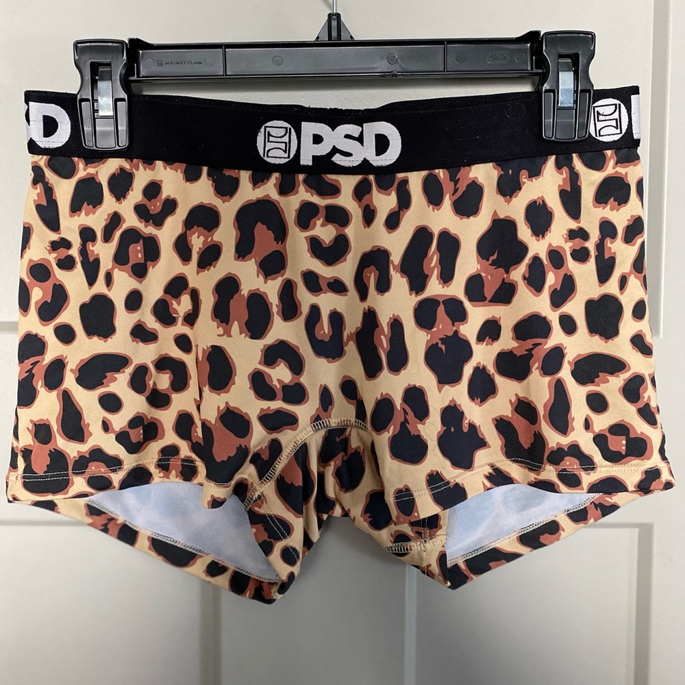 PSD LeopardSpotted Spandex Boy Shorts — Size Medium — Well Loved